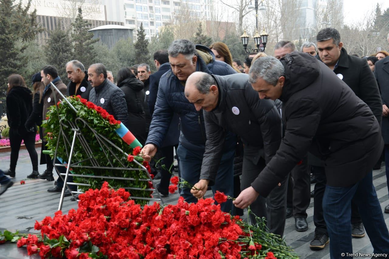 Азербайджанский народ чтит память жертв Ходжалинского геноцида (ФОТО/ВИДЕО)