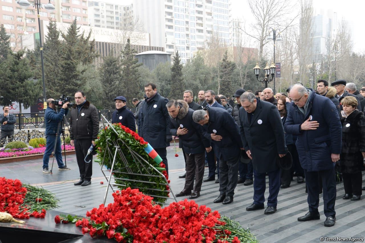 Азербайджанский народ чтит память жертв Ходжалинского геноцида (ФОТО/ВИДЕО)