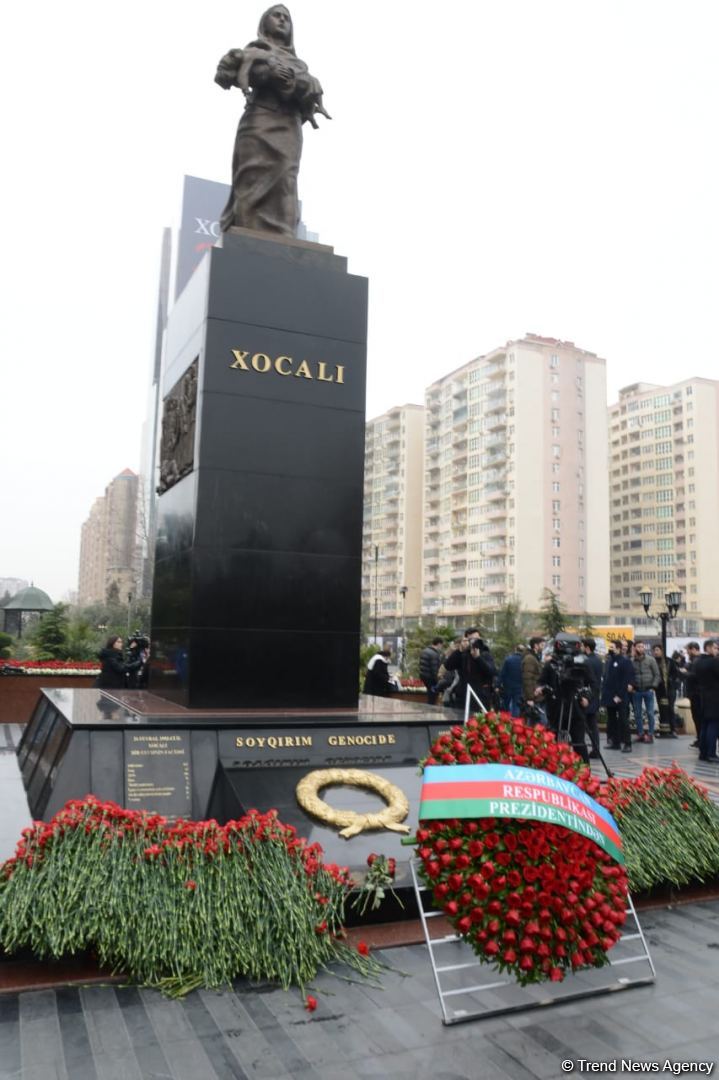 Азербайджанский народ чтит память жертв Ходжалинского геноцида (ФОТО/ВИДЕО)