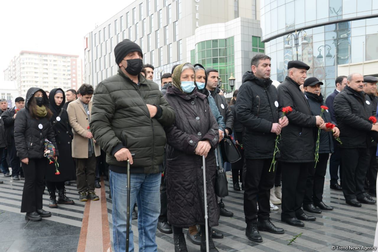 Азербайджанский народ чтит память жертв Ходжалинского геноцида (ФОТО/ВИДЕО)