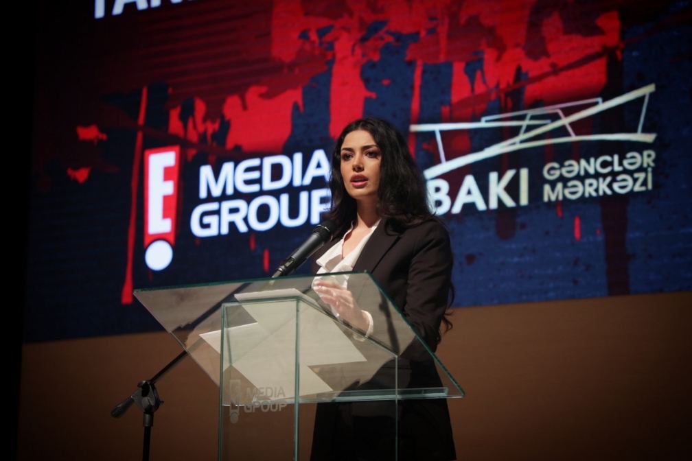 Звезда турецкого сериала "Долина волков" почтил в Баку память жертв Ходжалинского геноцида  (ФОТО)