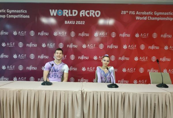 Bulgarian athletes talk about their performance to Azerbaijani
composition recommended to by coach