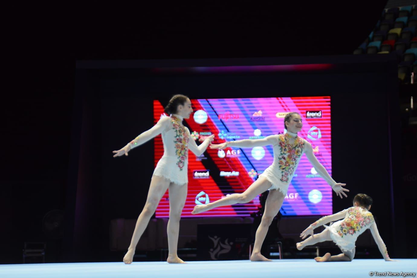 Azerbaijani women's group perform in second qualifying stage of 12th Acrobatic Gymnastics World Age Group Competitions (PHOTO)
