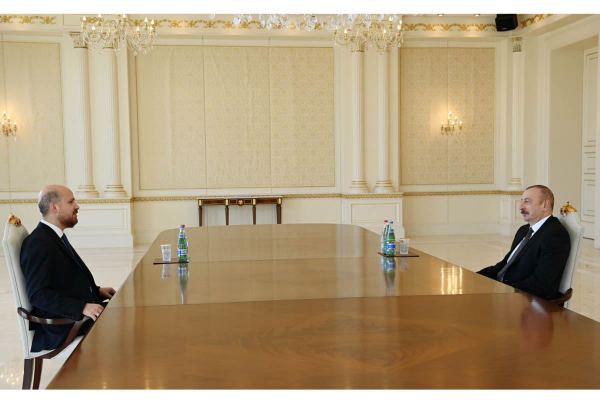 President of World Ethnosport Confederation presents 'Leadership Award' to President Ilham Aliyev