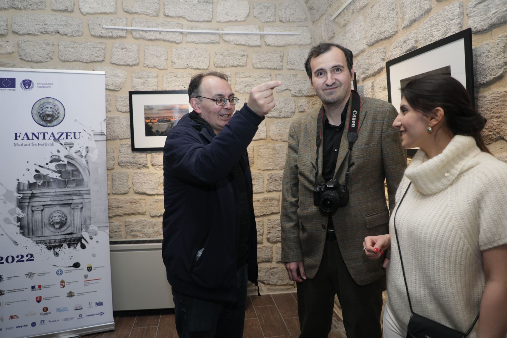 В Ичери шехер открылась экспозиция Bridges of Europe - по Худаферинскому мосту  в Европу (ФОТО)