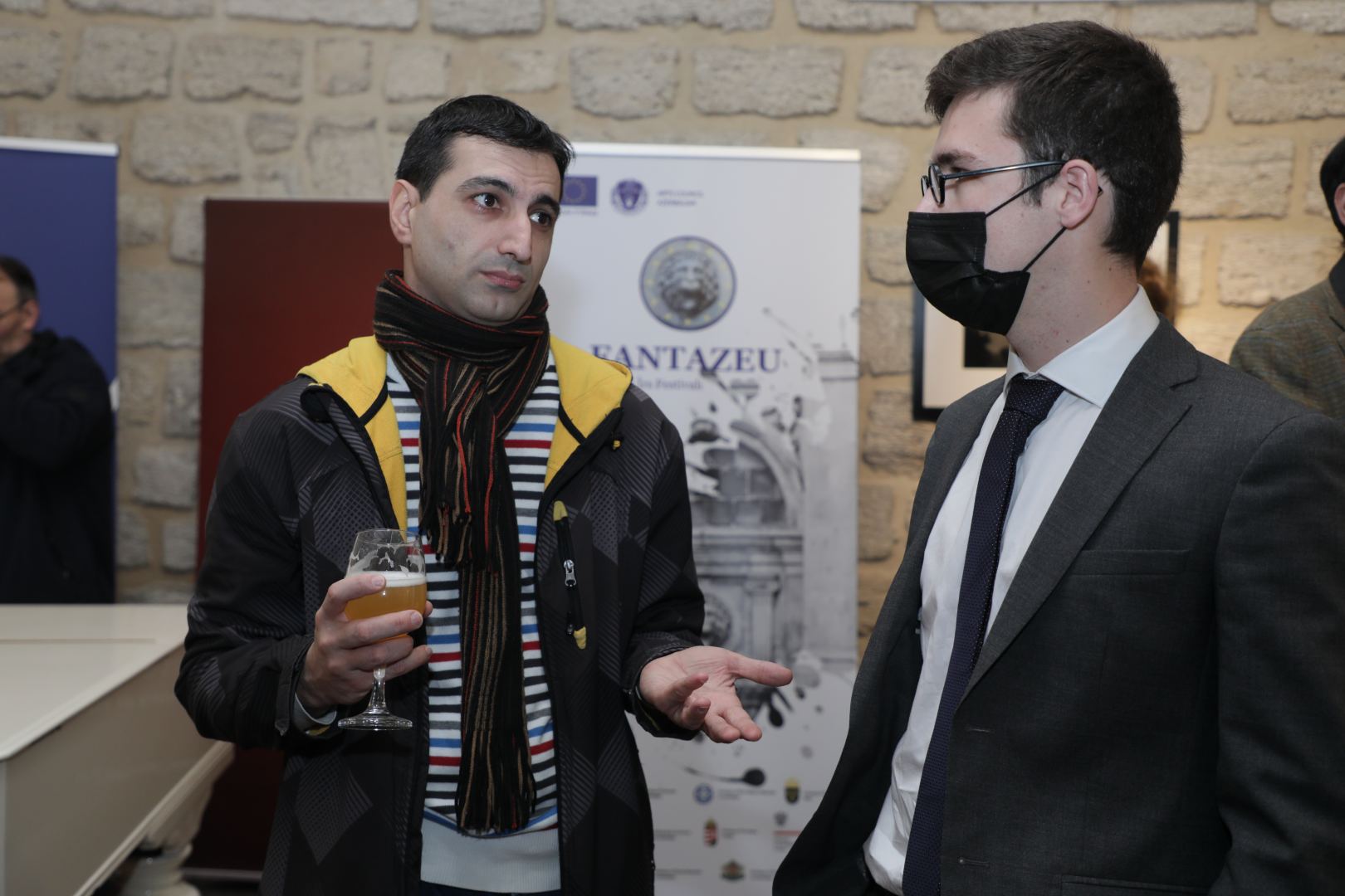 В Ичери шехер открылась экспозиция Bridges of Europe - по Худаферинскому мосту  в Европу (ФОТО)
