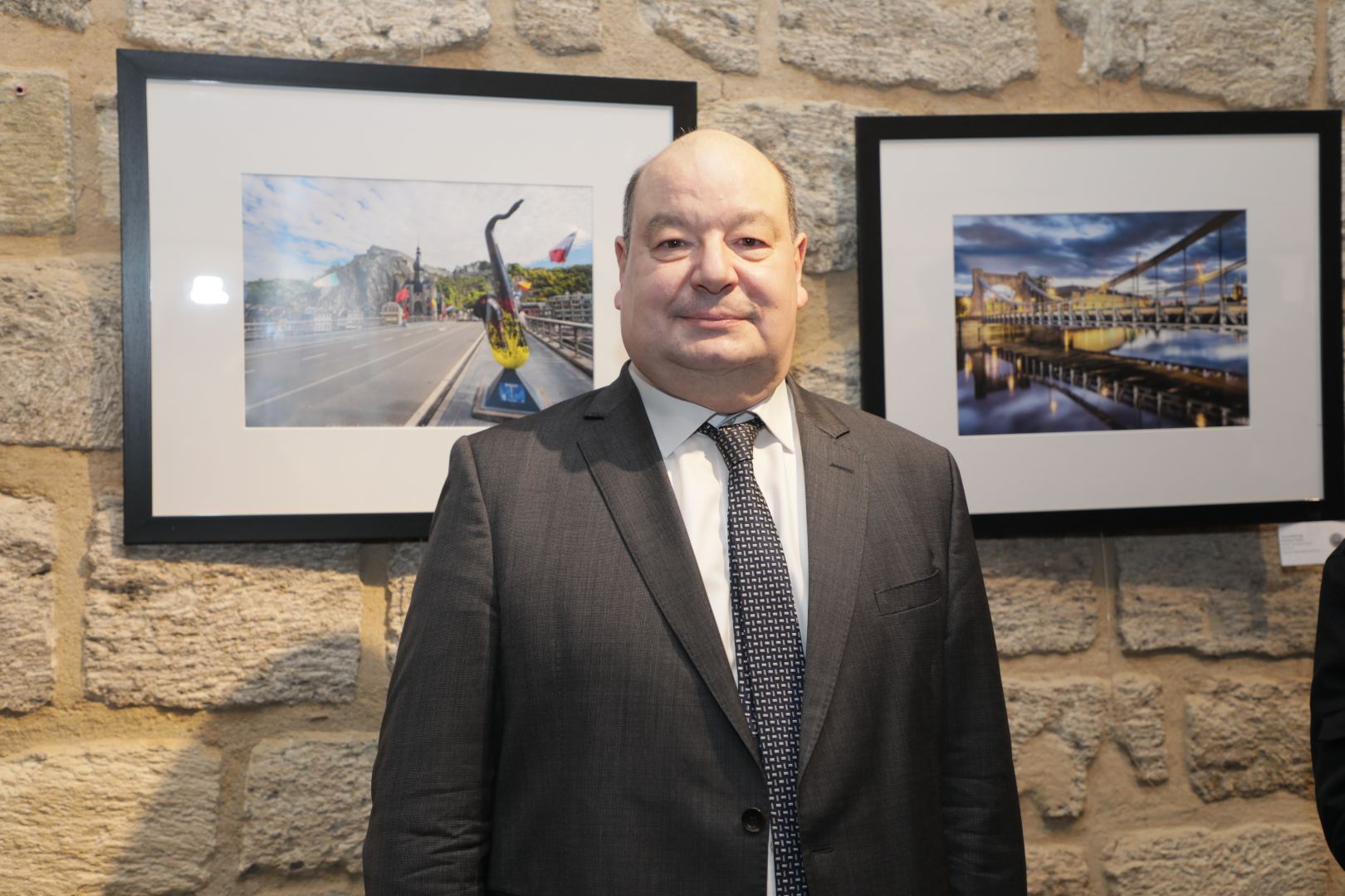 В Ичери шехер открылась экспозиция Bridges of Europe - по Худаферинскому мосту  в Европу (ФОТО)