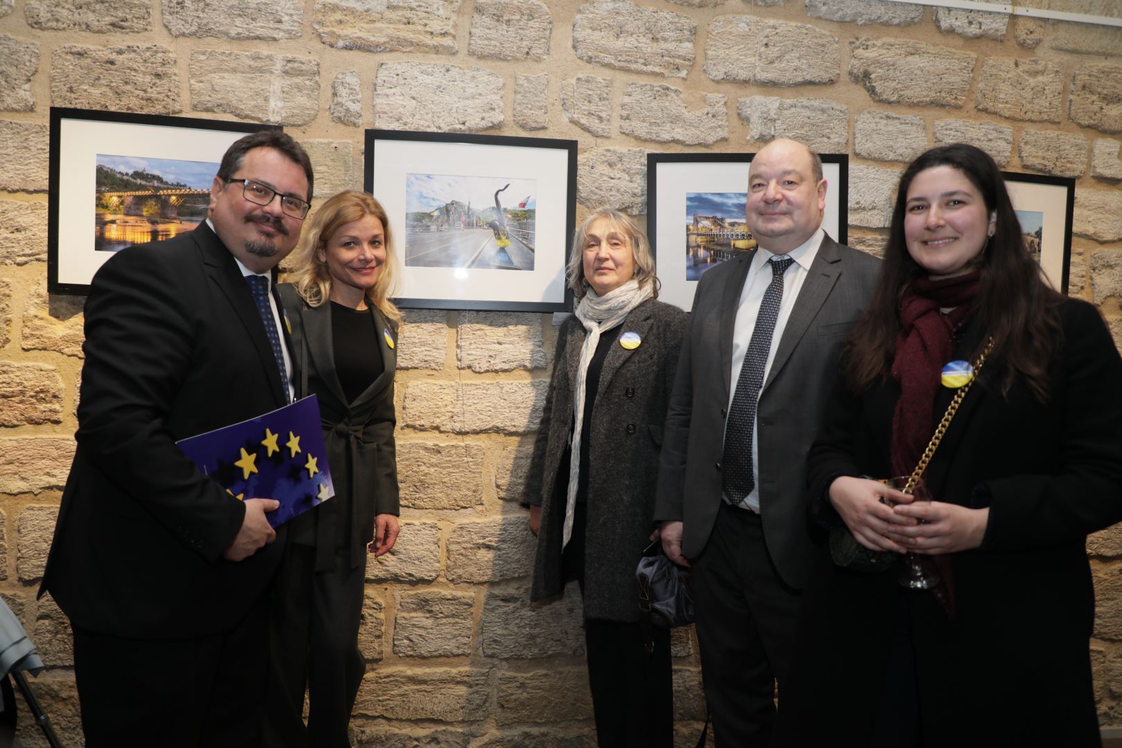 В Ичери шехер открылась экспозиция Bridges of Europe - по Худаферинскому мосту  в Европу (ФОТО)