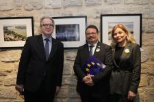 В Ичери шехер открылась экспозиция Bridges of Europe - по Худаферинскому мосту  в Европу (ФОТО)