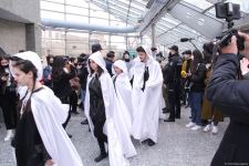 В Бакинском метро прошел красочный флешмоб, посвященный Дню национального театра (ВИДЕО,ФОТО)