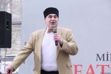 В Бакинском метро прошел красочный флешмоб, посвященный Дню национального театра (ВИДЕО,ФОТО)