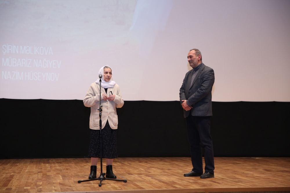 Ковровое искусство в узелках жизни Захры Алиевой (ФОТО)