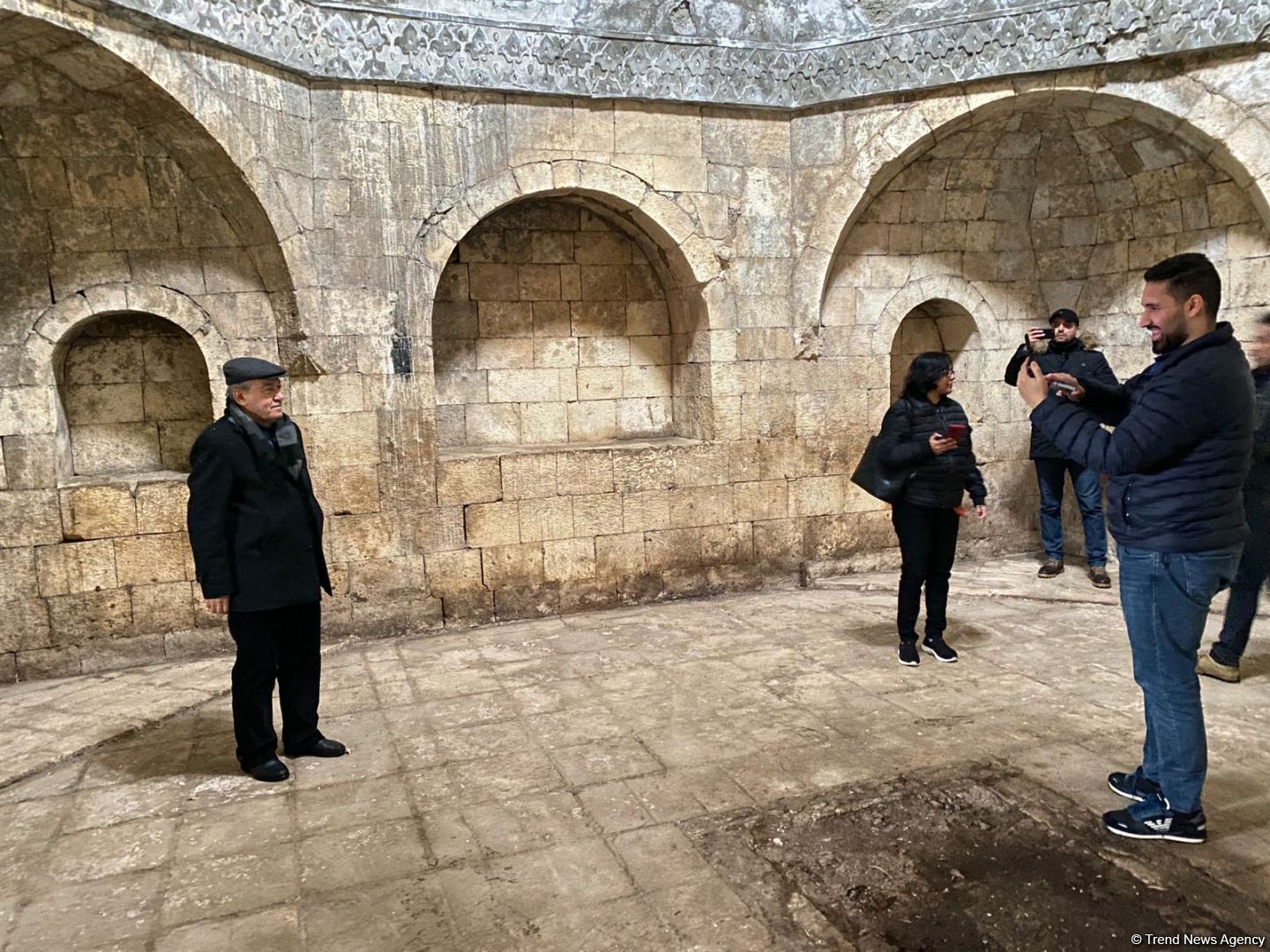 Иностранные журналисты совершили поездку в Агдам (ФОТО)