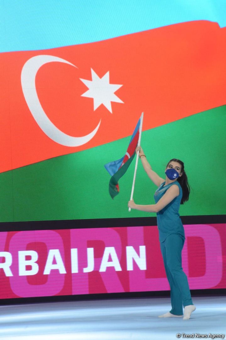В Баку прошла торжественная церемония закрытия 28-го Чемпионата мира по акробатической гимнастике (ФОТО)