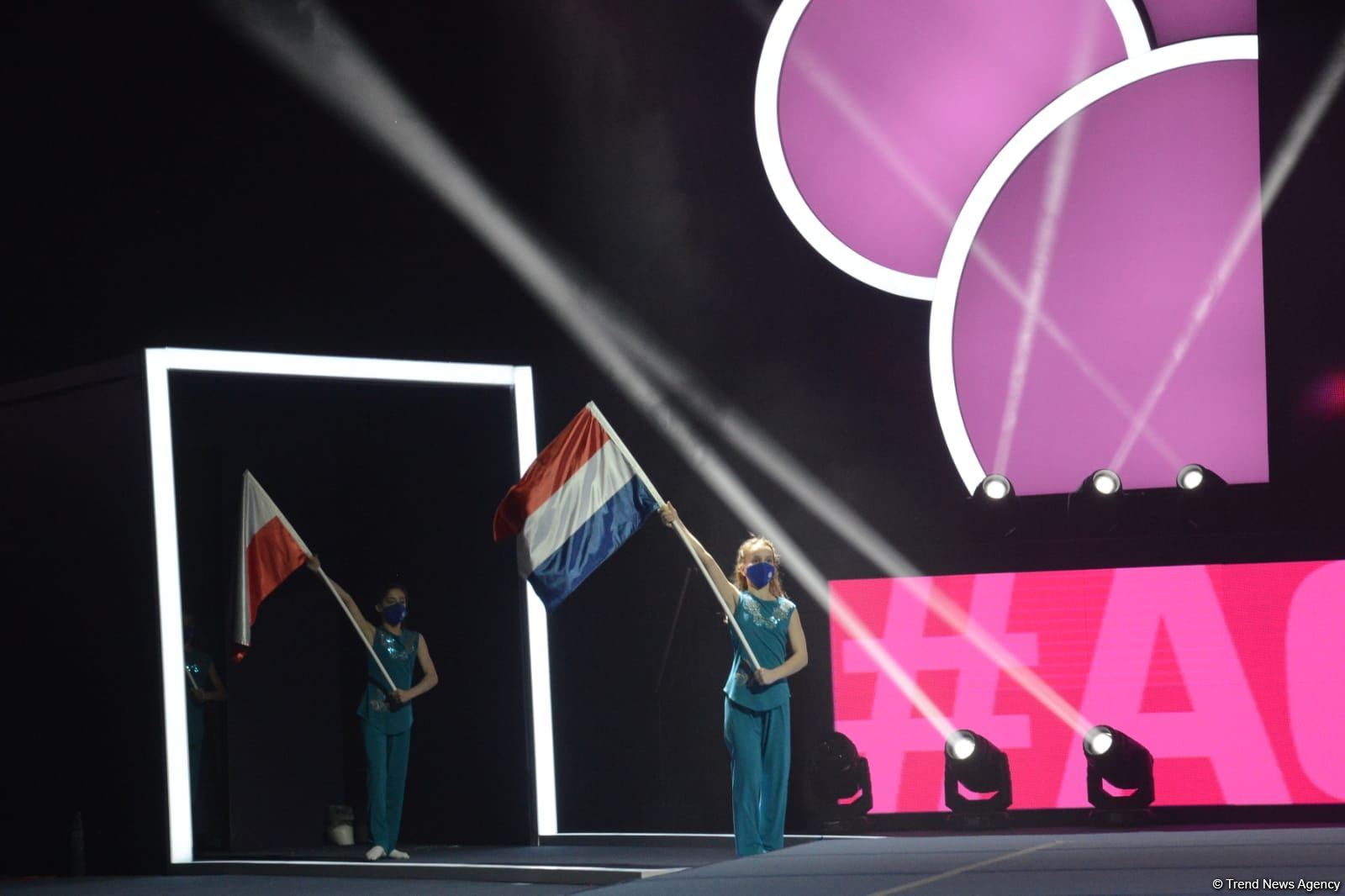 В Баку прошла торжественная церемония закрытия 28-го Чемпионата мира по акробатической гимнастике (ФОТО)