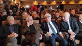 Рустам Ибрагимбеков был личностью 20 и 21 веков - народный писатель Анар (ФОТО)