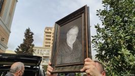 Рустам Ибрагимбеков был личностью 20 и 21 веков - народный писатель Анар (ФОТО)