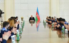 Президент Ильхам Алиев принял участников состоявшегося в Болгарии VII чемпионата Европы по борьбе (ФОТО/ВИДЕО)