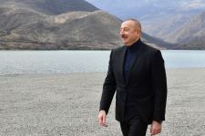 Президент Ильхам Алиев заложил фундамент туристического комплекса в Суговушане (ФОТО/ВИДЕО)