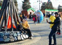 Праздничное настроение Новруза на улицах Баку (ФОТОРЕПОРТАЖ)