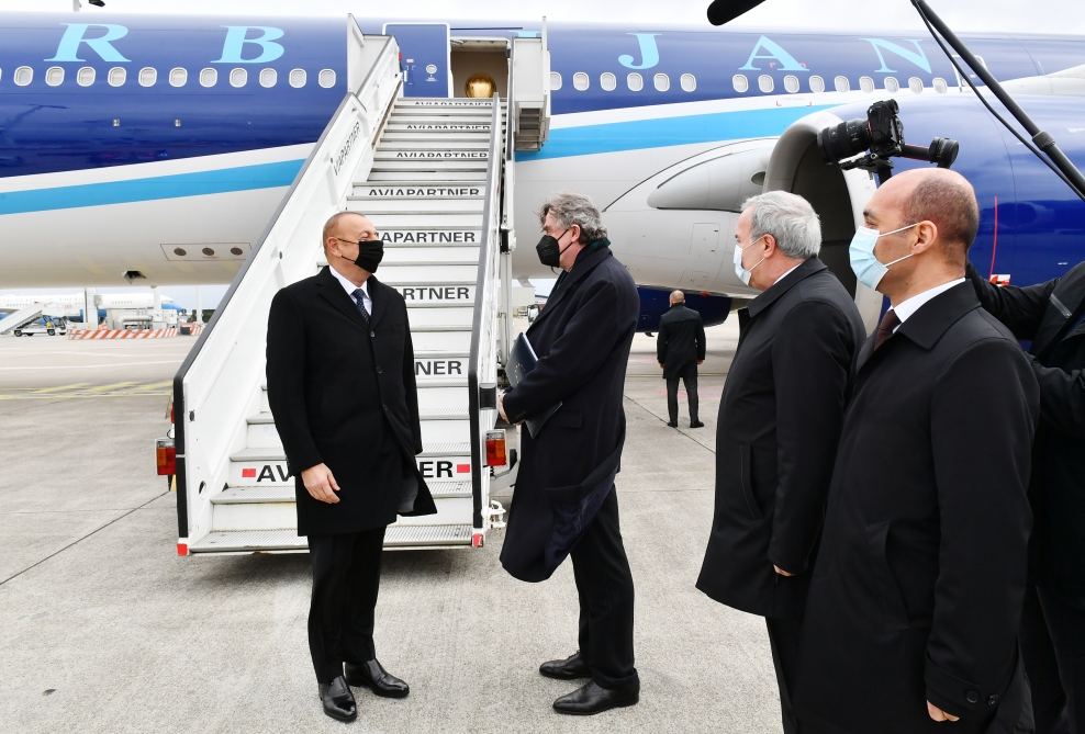 President Ilham Aliyev arrives in Brussels for working visit (PHOTO/VIDEO)