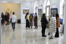 Параллельные миры:  в Баку рассказали о городских легендах Будапешта  (ФОТО)