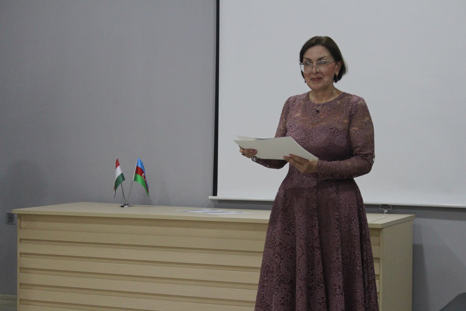 Параллельные миры:  в Баку рассказали о городских легендах Будапешта  (ФОТО)