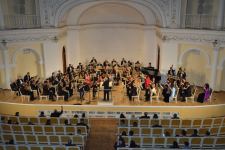 Гармония тара и кяманчи - Филармония поддержала юных исполнителей (ФОТО/ВИДЕО)