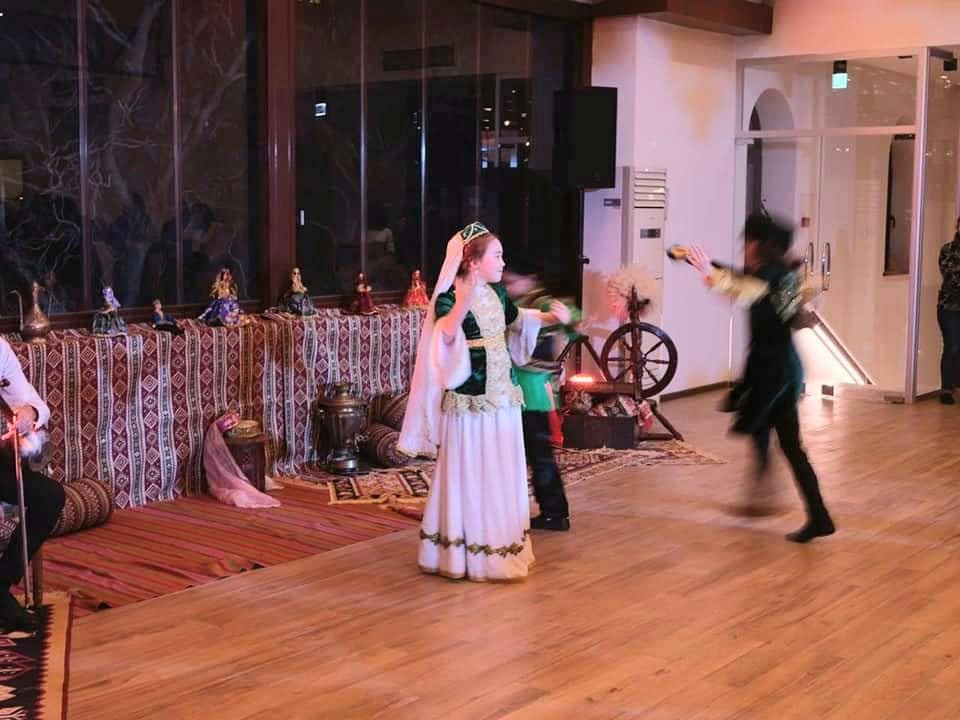 Мы есть!  В Ичери шехер представлено инклюзивное творчество  (ФОТО)