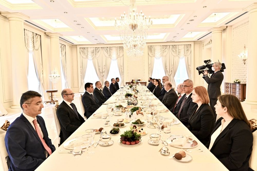 President Ilham Aliyev, Prime Minister of Albania hold one-on-one meeting (PHOTO)