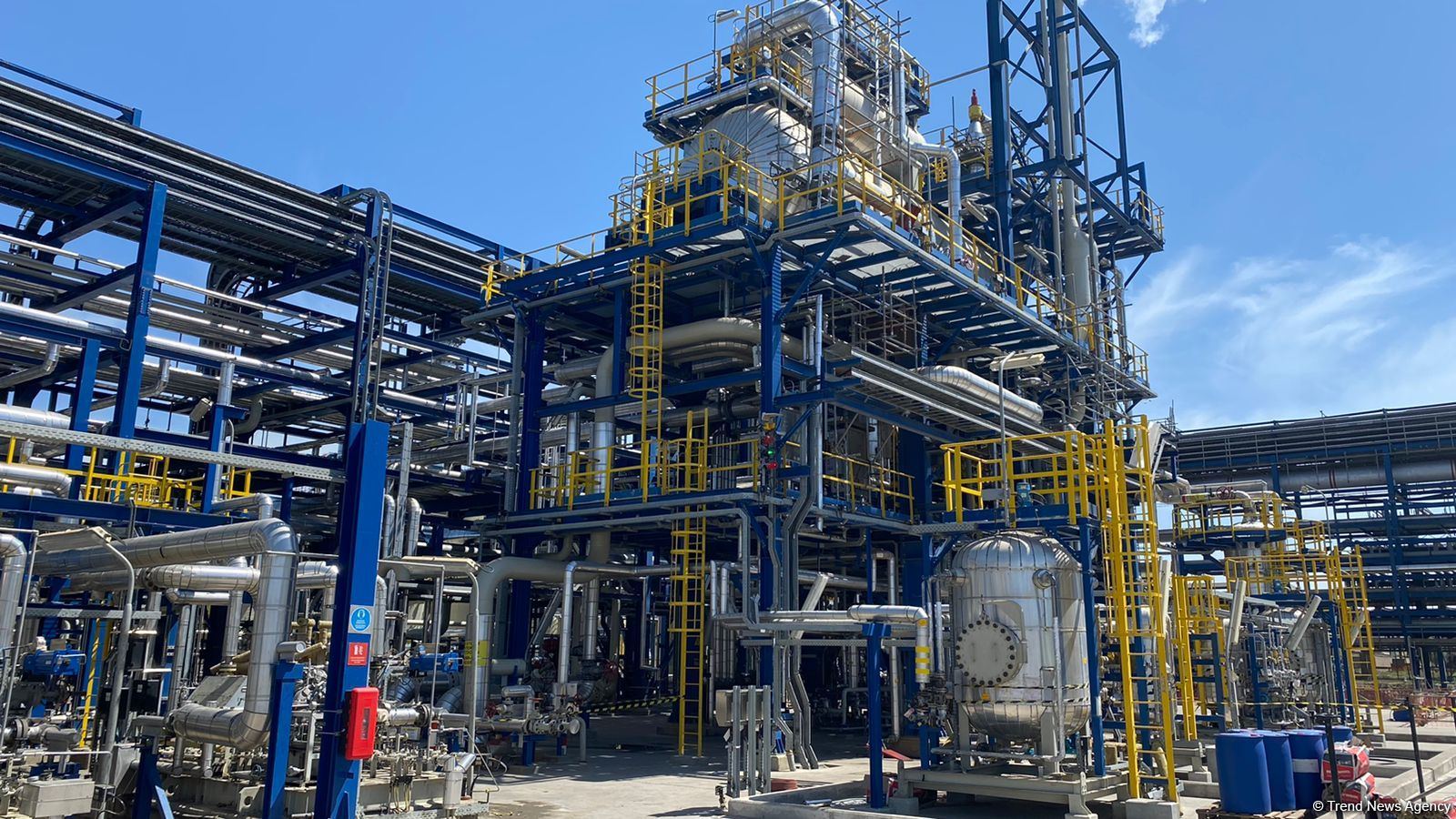 На Бакинском НПЗ планируется строительство новых нефтяных резервуаров