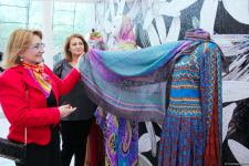 Фахрия Халафова представила коллекцию "Харыбюльбюль в расцветающем Карабахе", посвященную Году города Шуша (ФОТО)
