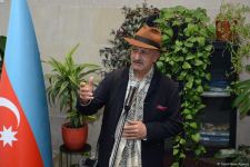 В Бакинском доме фотографии открылась выставка "Таджикистан – страна горных вершин и золотых озер" (ФОТО)