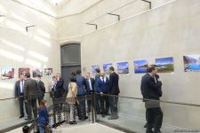 В Бакинском доме фотографии открылась выставка "Таджикистан – страна горных вершин и золотых озер" (ФОТО)