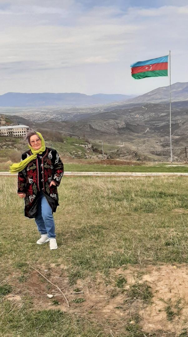 Известная писательница Насиха Кенжина в Азербайджане: Пламенный салам из Казахстана освобожденной Шуше (ФОТО)