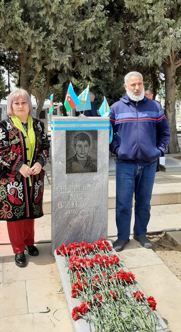 Известная писательница Насиха Кенжина в Азербайджане: Пламенный салам из Казахстана освобожденной Шуше (ФОТО)