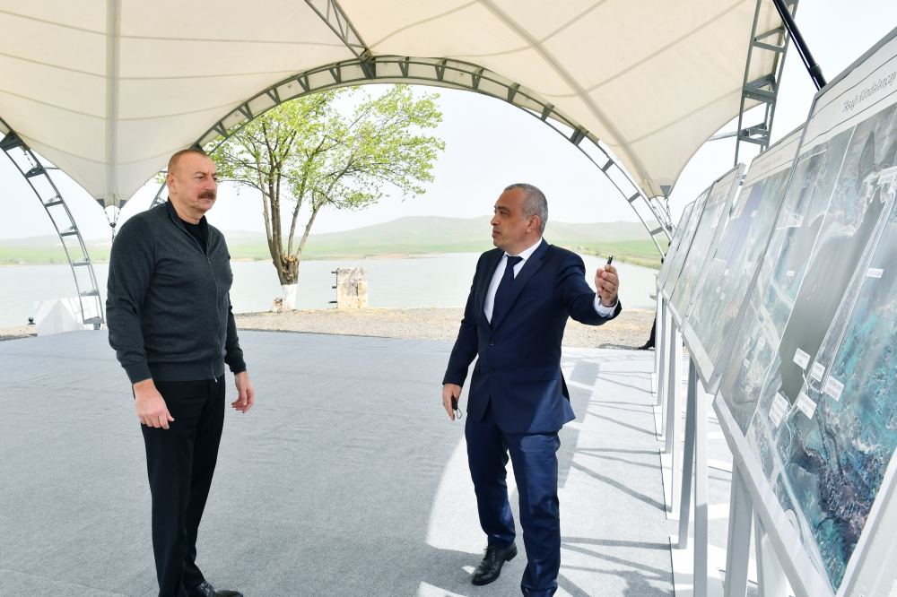 Президент Ильхам Алиев ознакомился со строительством автомобильной дороги Ахмедбейли-Физули-Шуша и тоннелей на этой дороге (ФОТО/ВИДЕО)
