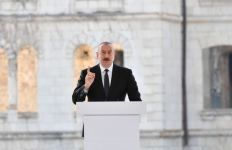 Президент Ильхам Алиев выступил с речью на V Съезде азербайджанцев мира в Шуше (ФОТО/ВИДЕО)