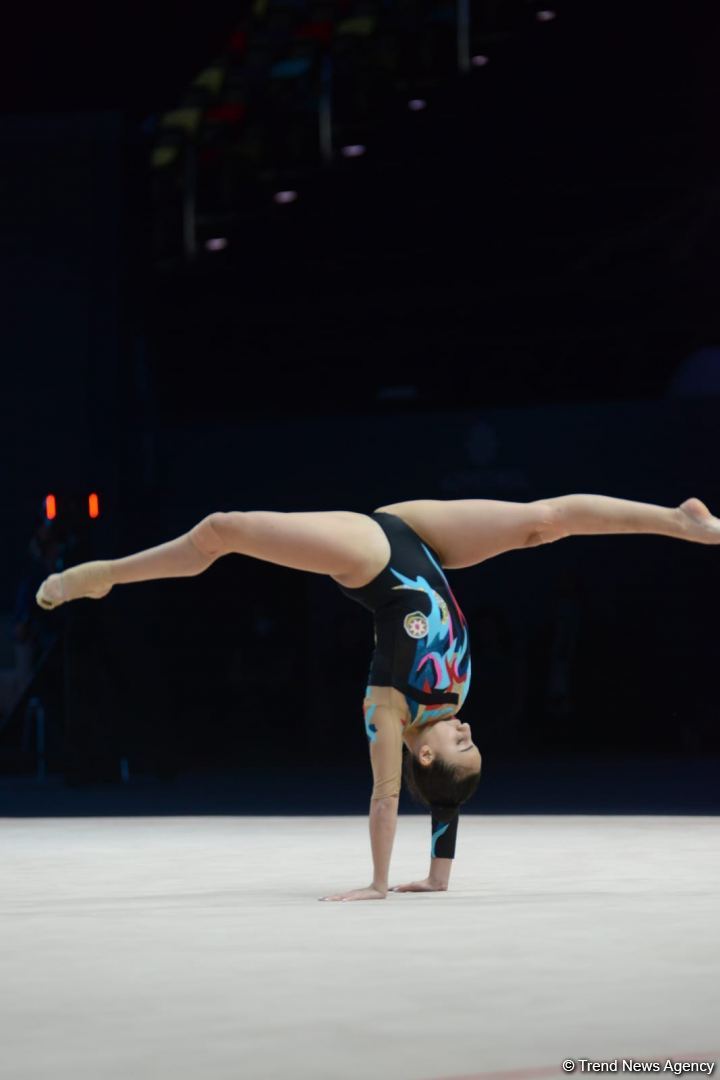 FIG Rhythmic Gymnastics World Cup competitions continue in Baku (PHOTO)