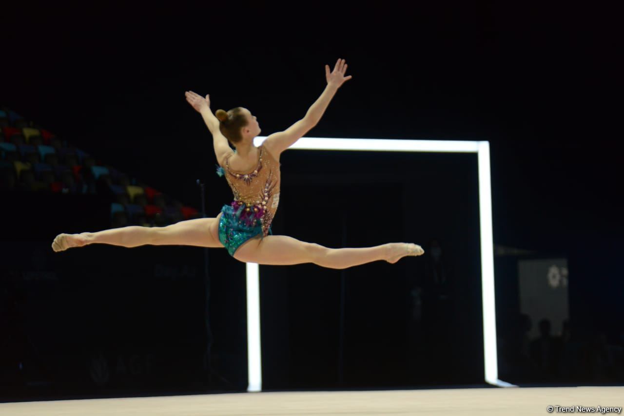 FIG Rhythmic Gymnastics World Cup competitions continue in Baku (PHOTO)