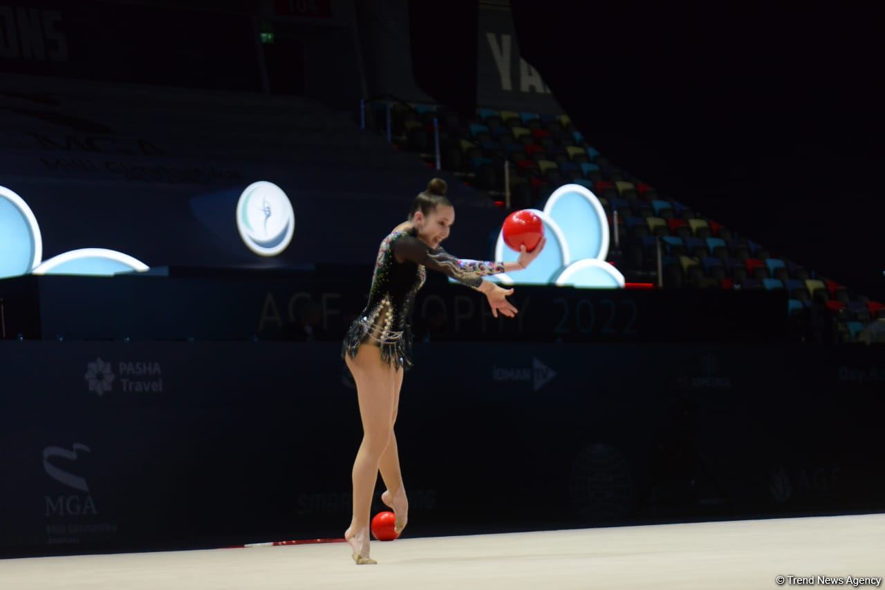 FIG Rhythmic Gymnastics World Cup competitions continue in Baku (PHOTO)