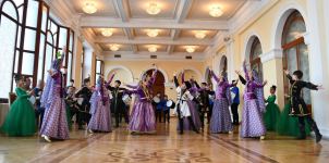 В Баку прошел концерт к 100-летию Фикрета Амирова, кульминацией стала премьера кантаты Azərbaycan bayrağı (ФОТО/ВИДЕО)