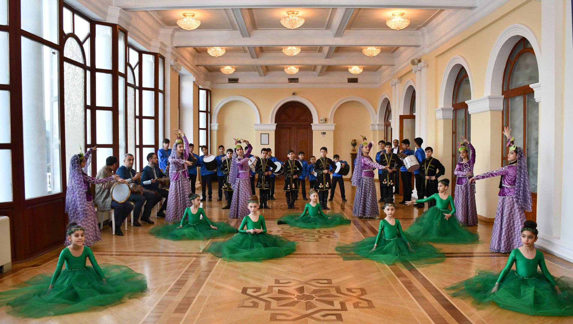 В Баку прошел концерт к 100-летию Фикрета Амирова, кульминацией стала премьера кантаты Azərbaycan bayrağı (ФОТО/ВИДЕО)