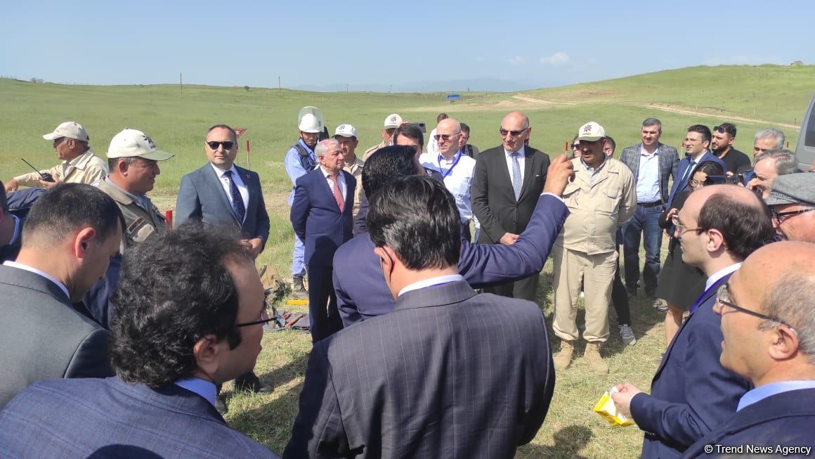 Delegation of representatives of international think tanks familiarize with demining process in Azerbaijan’s Karabakh (PHOTO)
