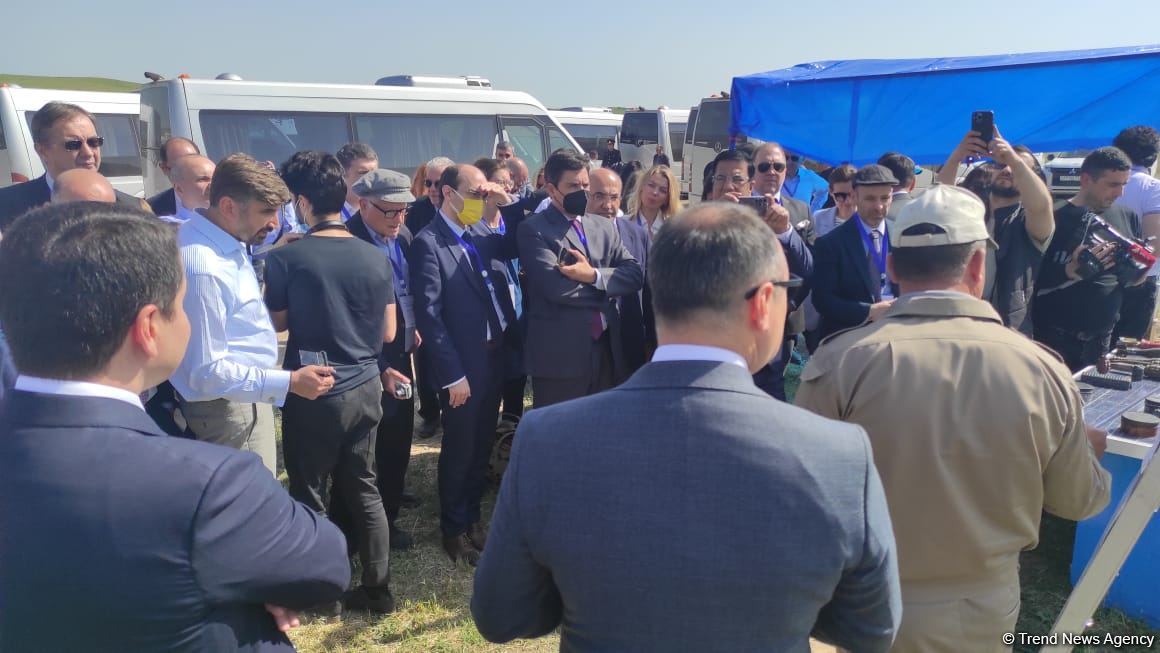 Delegation of representatives of international think tanks familiarize with demining process in Azerbaijan’s Karabakh (PHOTO)