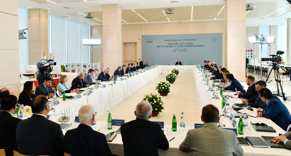 Президент Ильхам Алиев принял участие в международной конференции на тему «Южный Кавказ: развитие и сотрудничество»  (ФОТО/ВИДЕО) (ОБНОВЛЕНО)