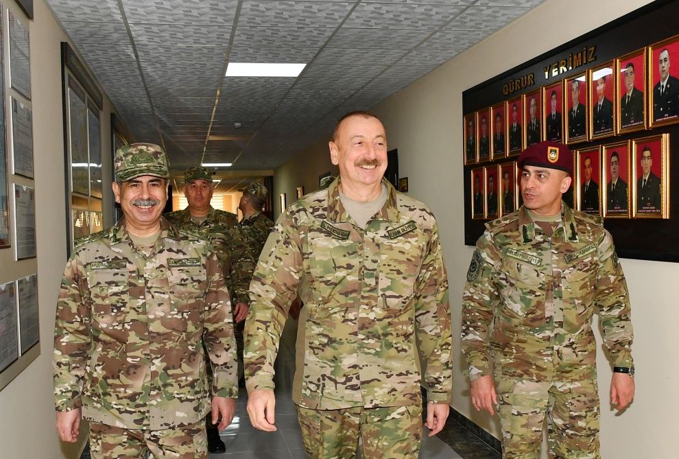 Президент Азербайджана, Верховный главнокомандующий Вооруженными силами Ильхам Алиев посетил Н-скую воинскую часть Сил спецназа минобороны (ФОТО/ВИДЕО)