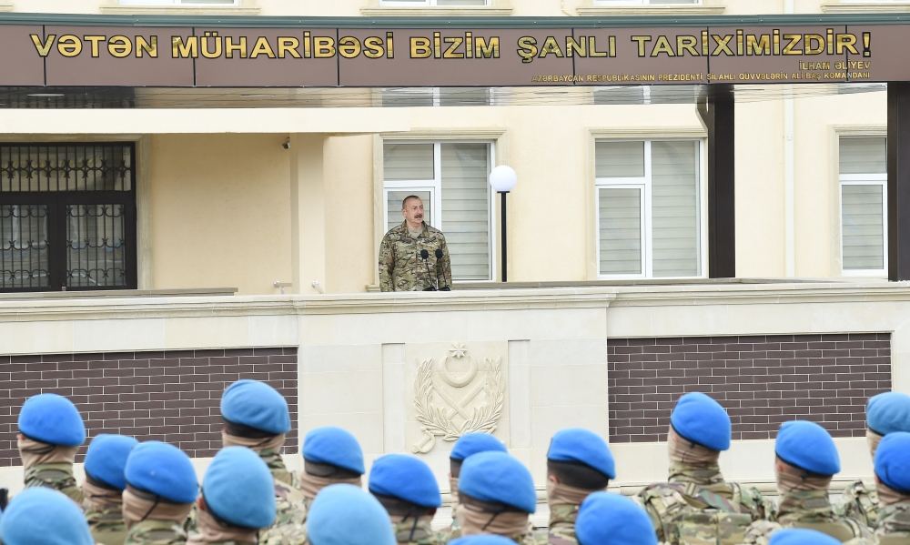 Президент Азербайджана, Верховный главнокомандующий Вооруженными силами Ильхам Алиев посетил Н-скую воинскую часть Сил спецназа минобороны (ФОТО/ВИДЕО)