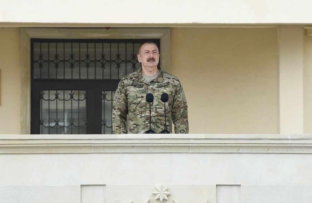 Президент Азербайджана, Верховный главнокомандующий Вооруженными силами Ильхам Алиев посетил Н-скую воинскую часть Сил спецназа минобороны (ФОТО/ВИДЕО)