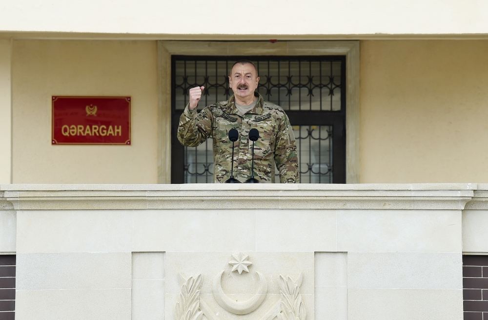Президент Азербайджана, Верховный главнокомандующий Вооруженными силами Ильхам Алиев посетил Н-скую воинскую часть Сил спецназа минобороны (ФОТО/ВИДЕО)